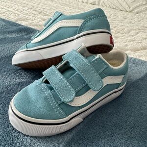 NWOT Vans Sneakers 8